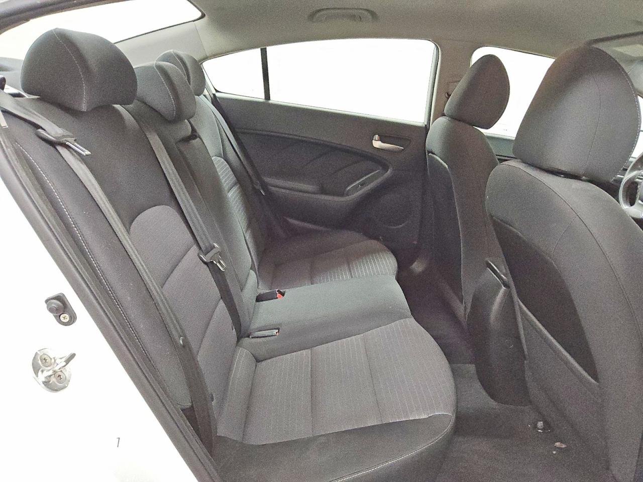 2018 KIA FORTE LX photo 10
