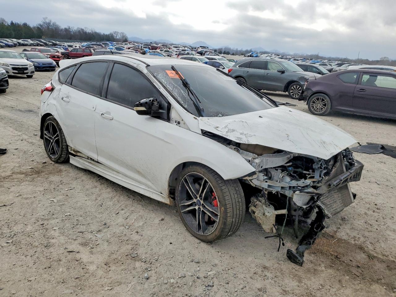 2015 FORD FOCUS ST photo 4