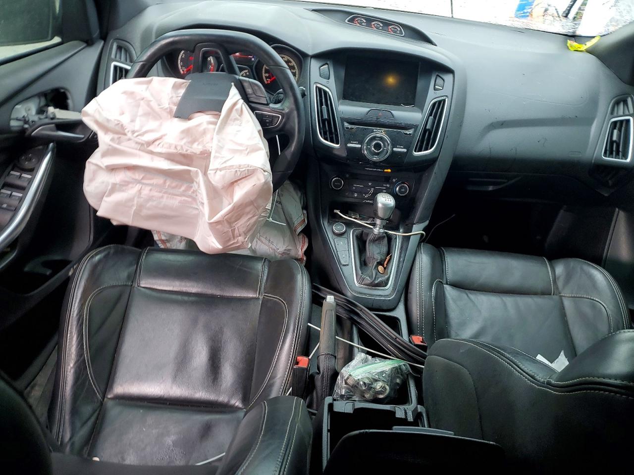 2015 FORD FOCUS ST photo 8