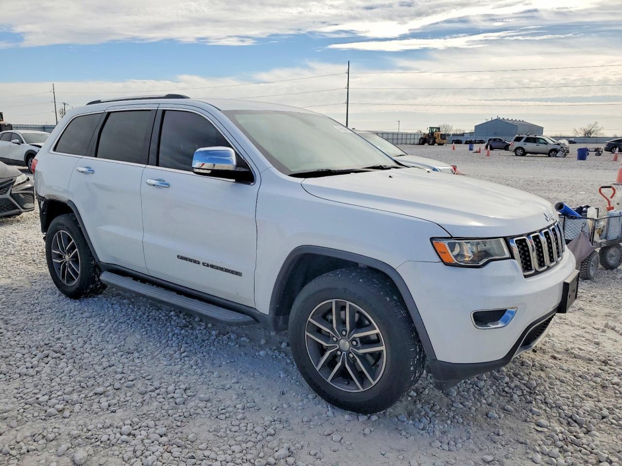 2018 JEEP GRAND CHEROKEE LIMITED photo 4