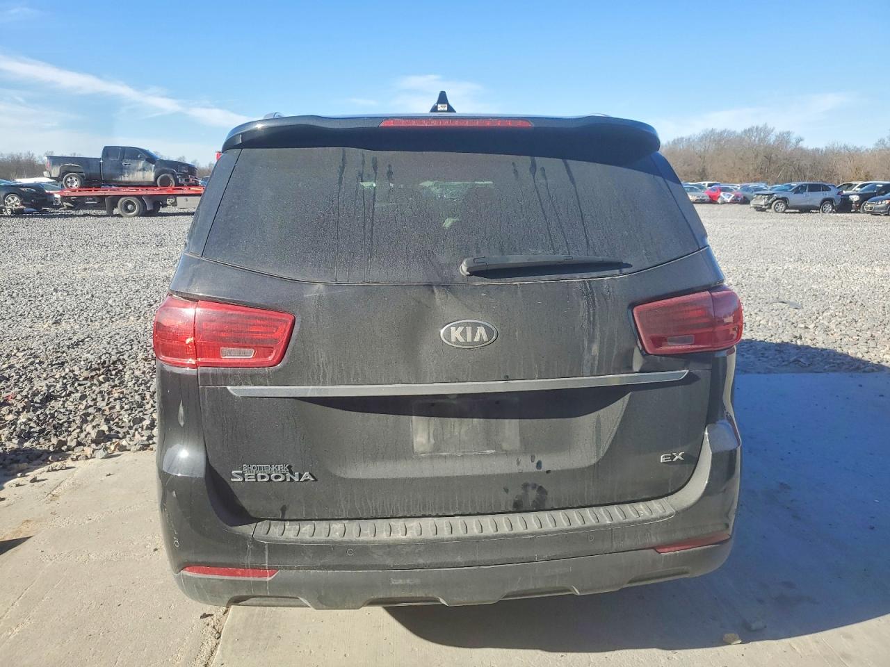 2019 KIA SEDONA LX photo 6