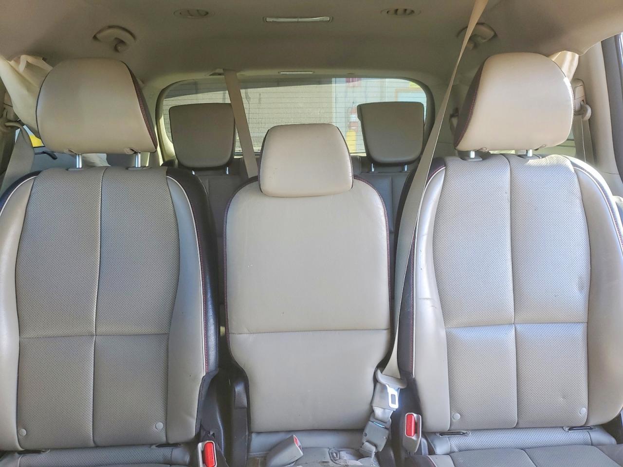 2019 KIA SEDONA LX photo 10
