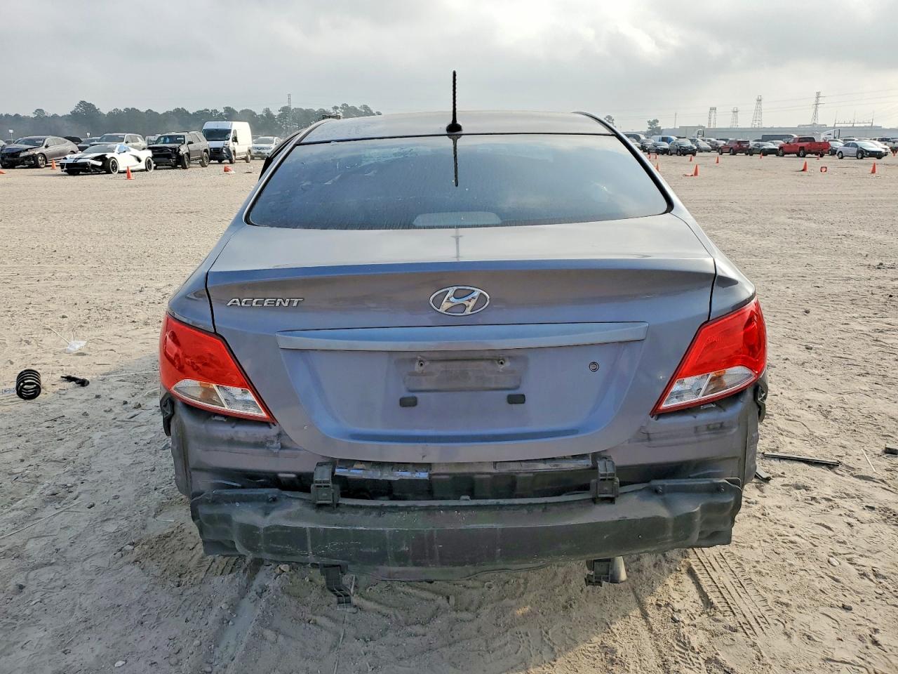 2016 HYUNDAI ACCENT SE photo 6