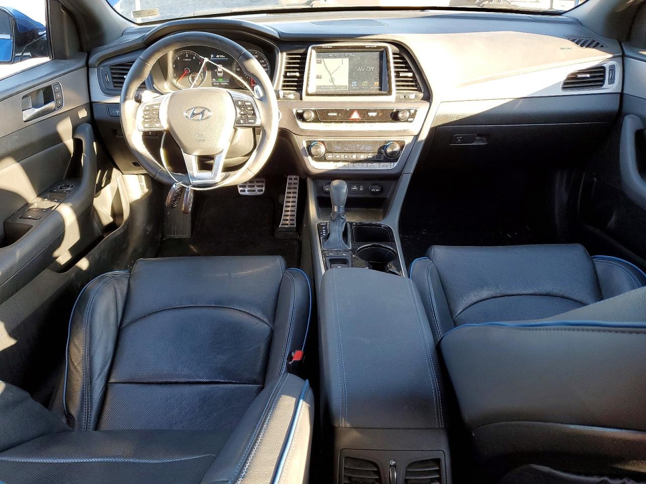 2018 HYUNDAI SONATA SPORT photo 8