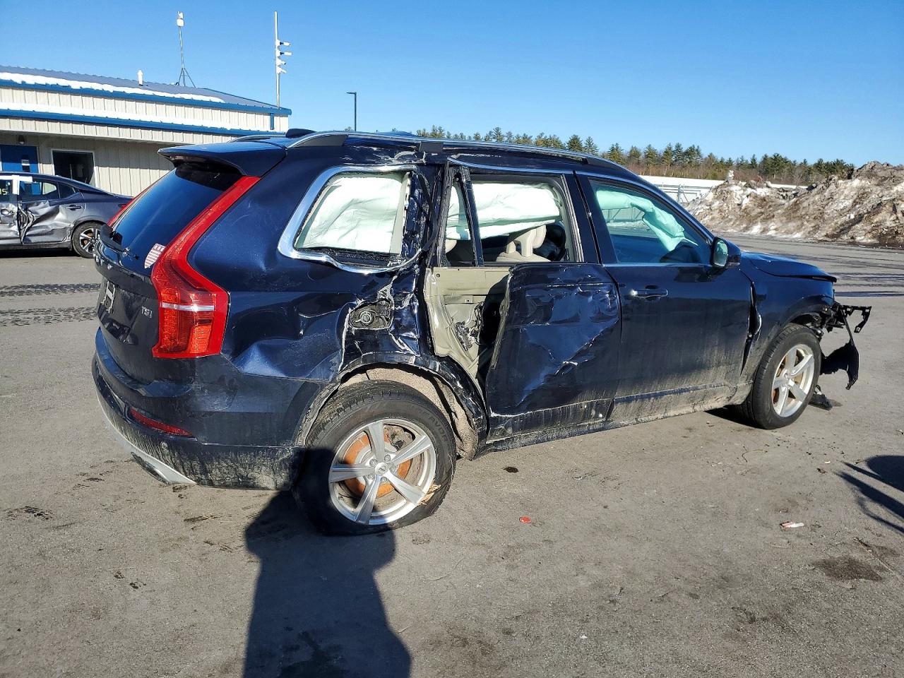 2016 VOLVO XC90 T5 photo 3