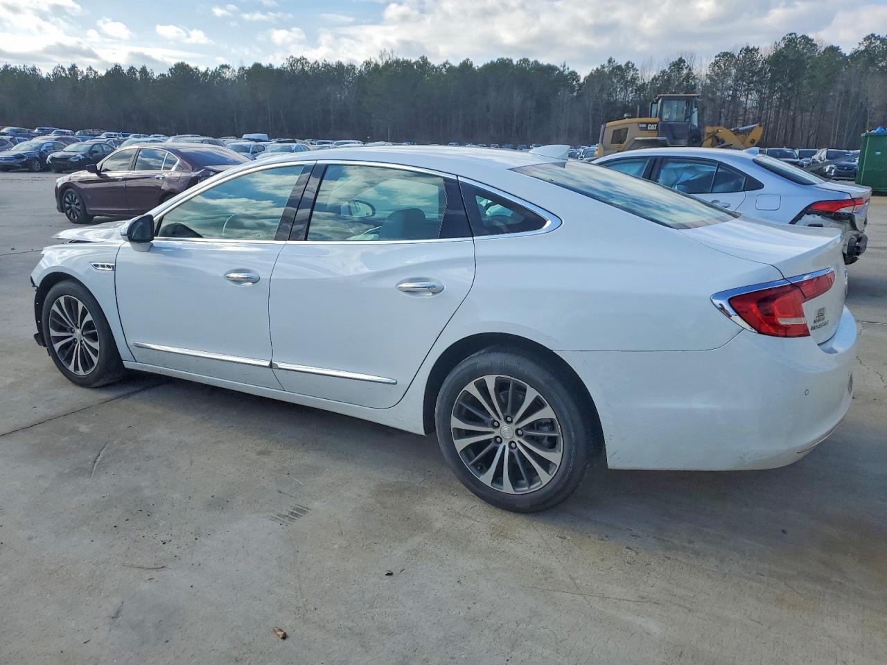 2018 BUICK LACROSSE PREFERRED photo 2