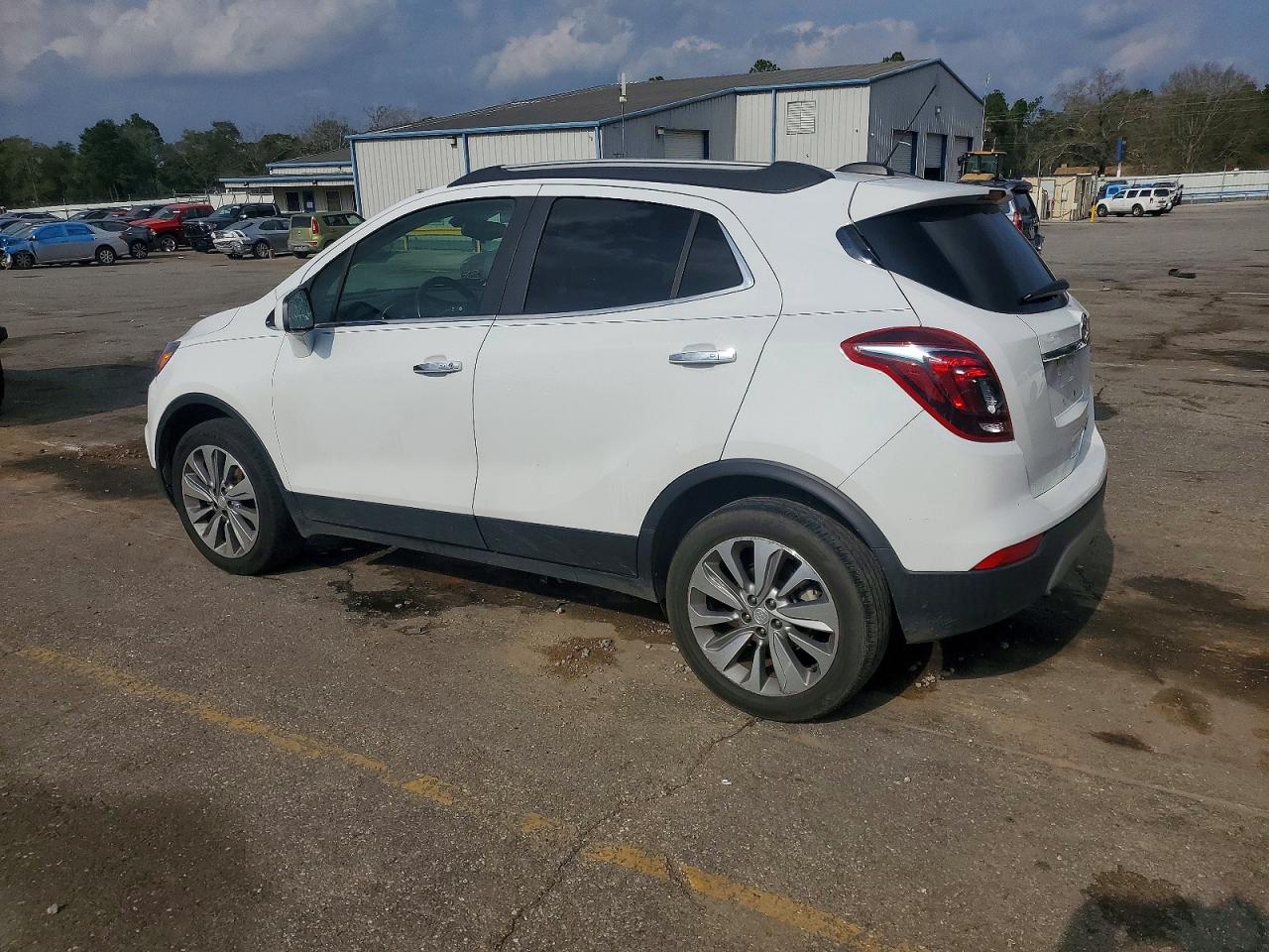 2020 BUICK ENCORE PREFERRED photo 2