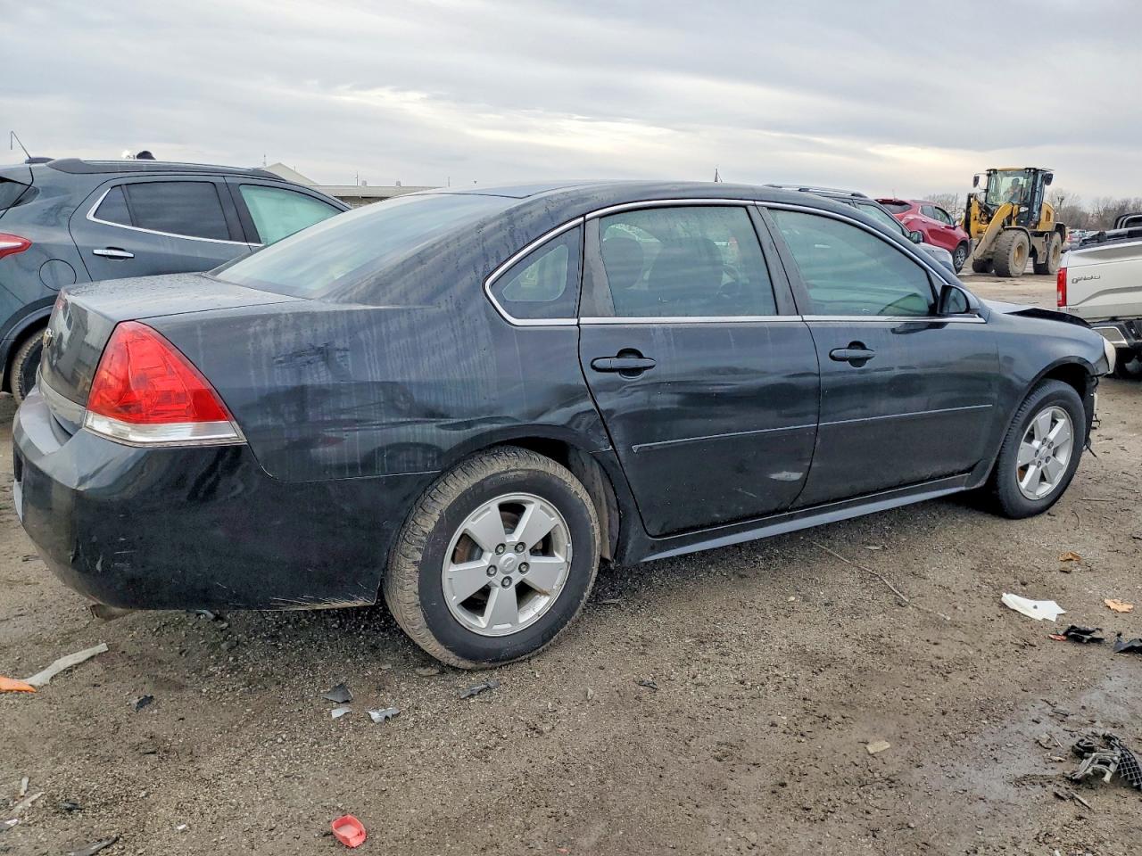 2010 CHEVROLET IMPALA LT photo 3