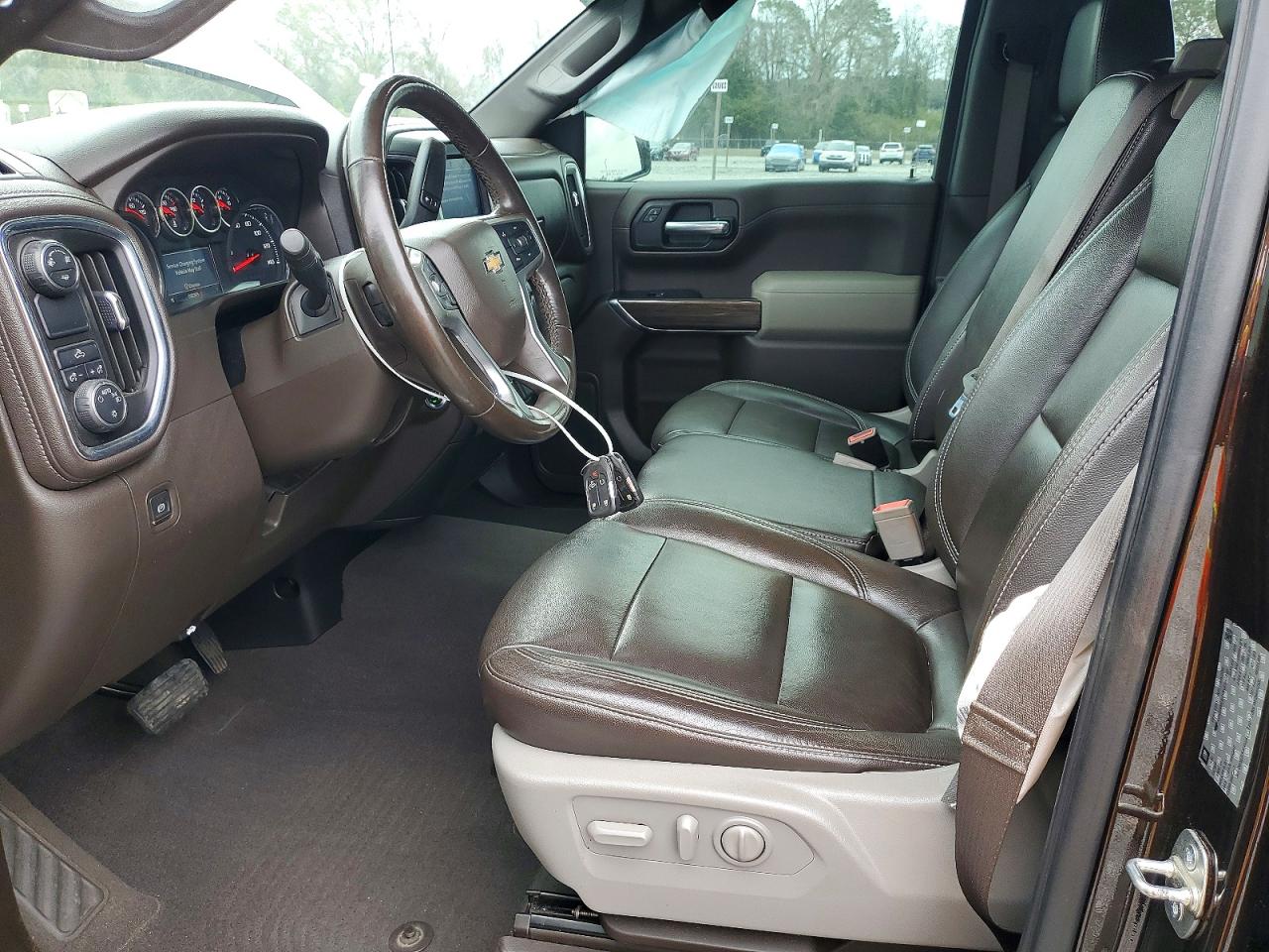 2019 CHEVROLET SILVERADO C1500 LT photo 7