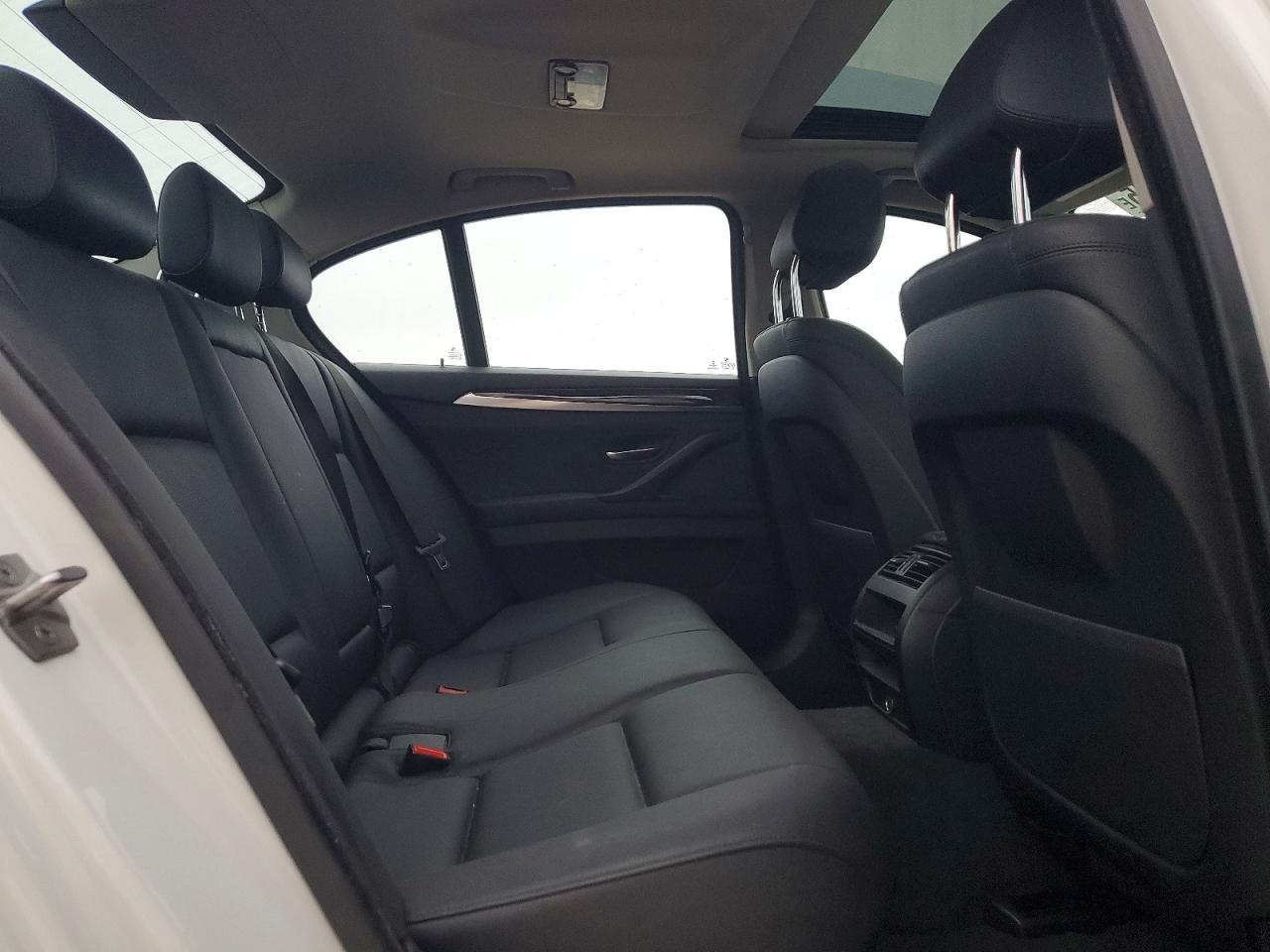 2016 BMW 528 I photo 10