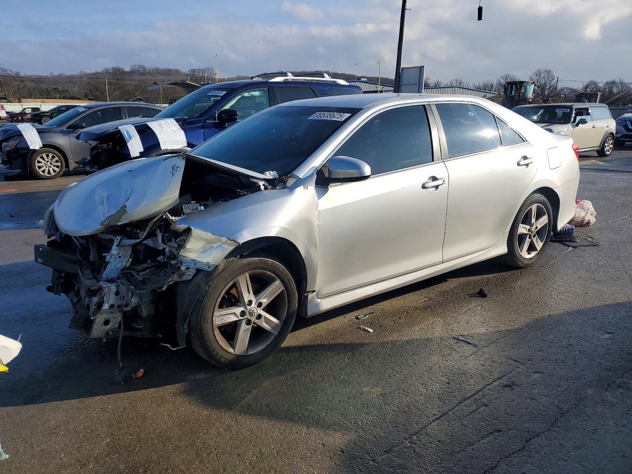 2013 TOYOTA CAMRY