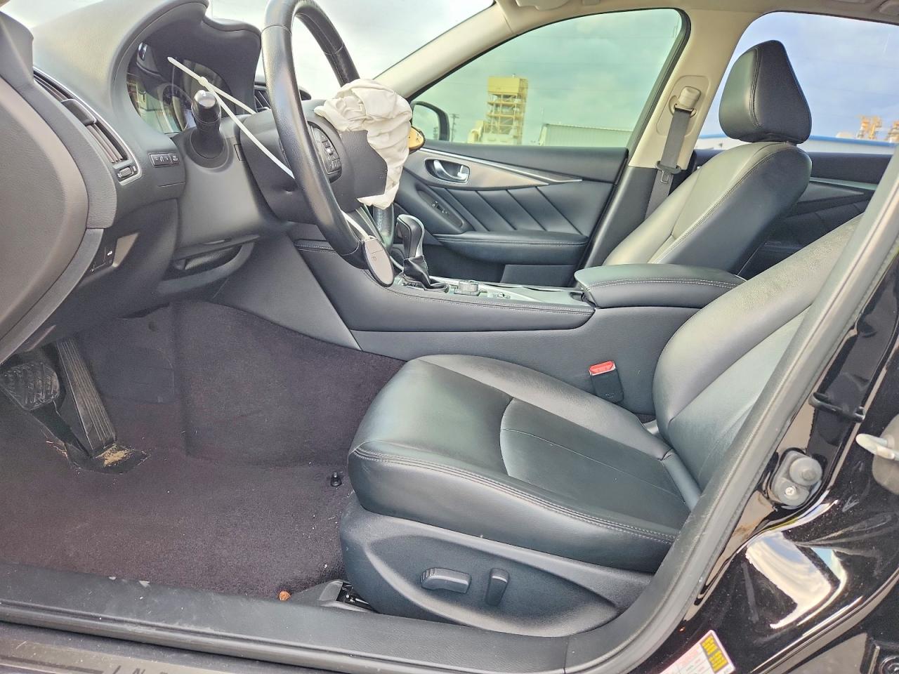 2015 INFINITI Q50 BASE photo 7
