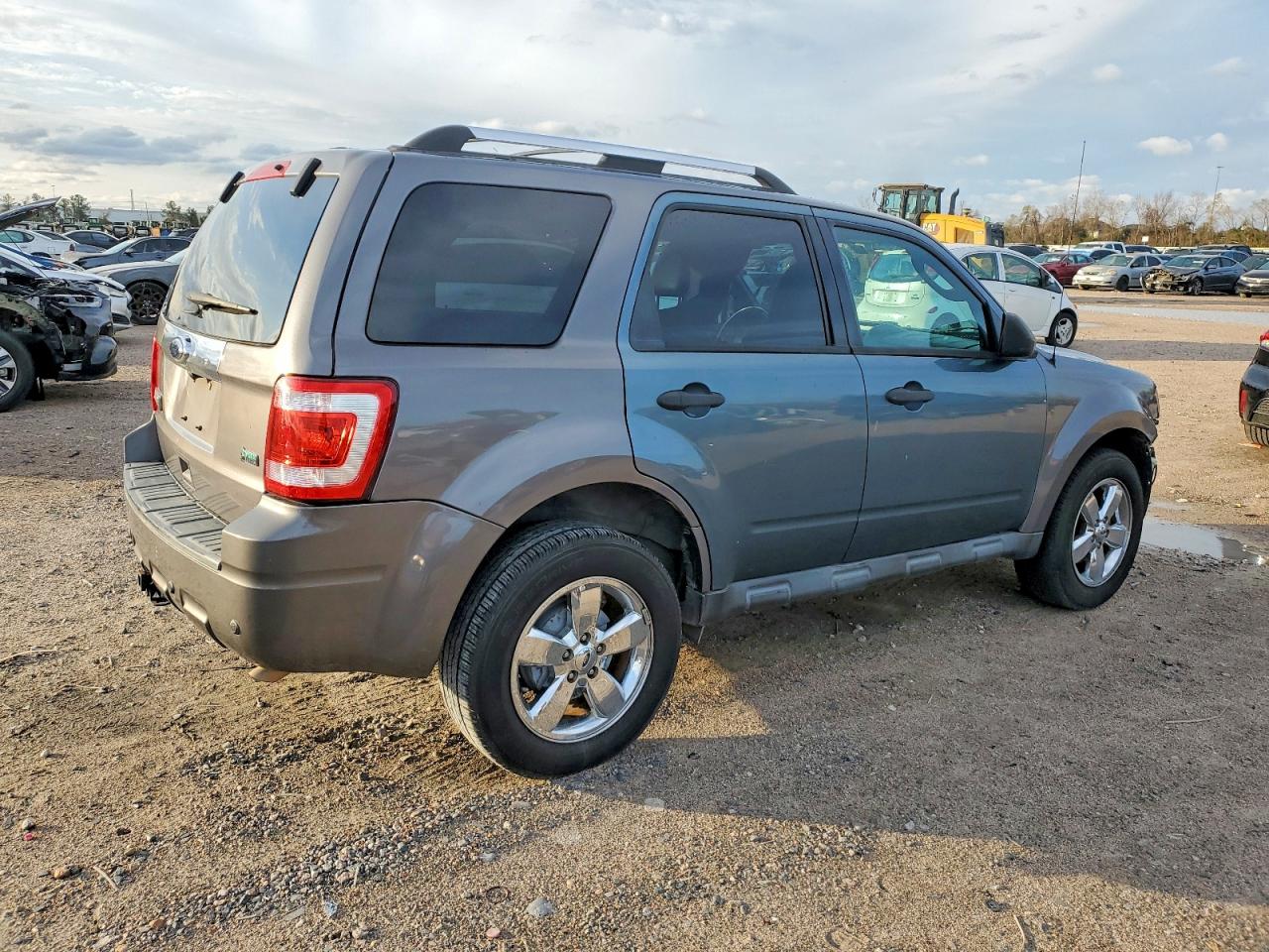 2011 FORD ESCAPE LIMITED photo 5