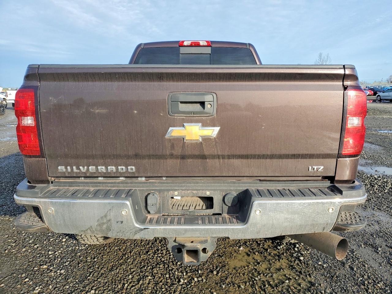 2016 CHEVROLET SILVERADO K3500 LTZ photo 6