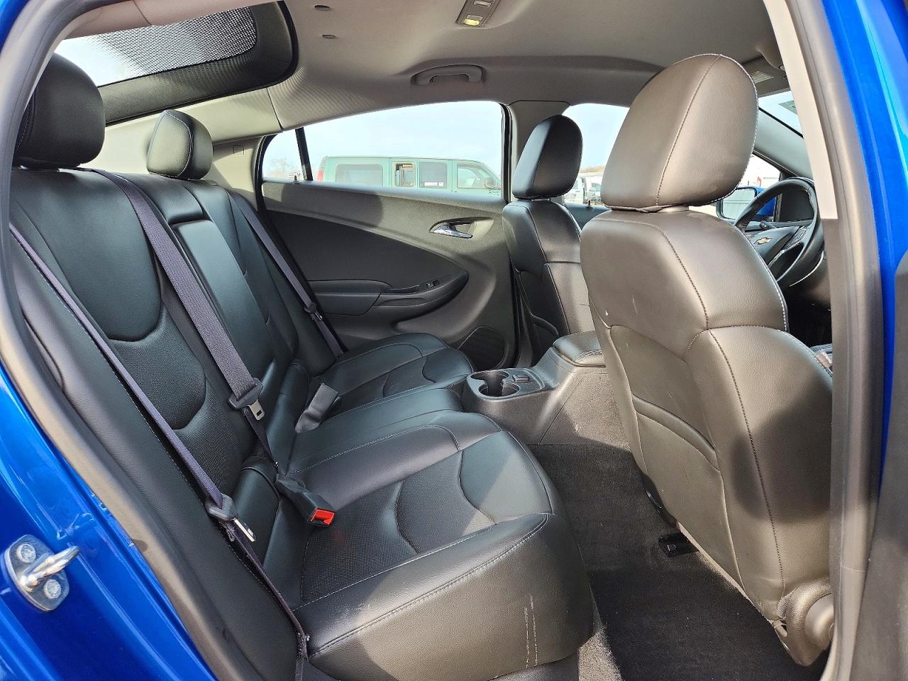 2017 CHEVROLET VOLT LT photo 10