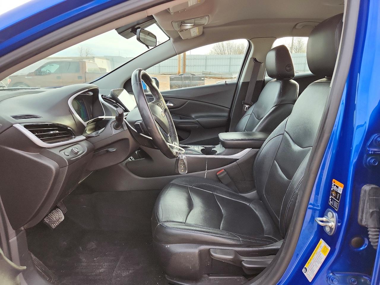 2017 CHEVROLET VOLT LT photo 7