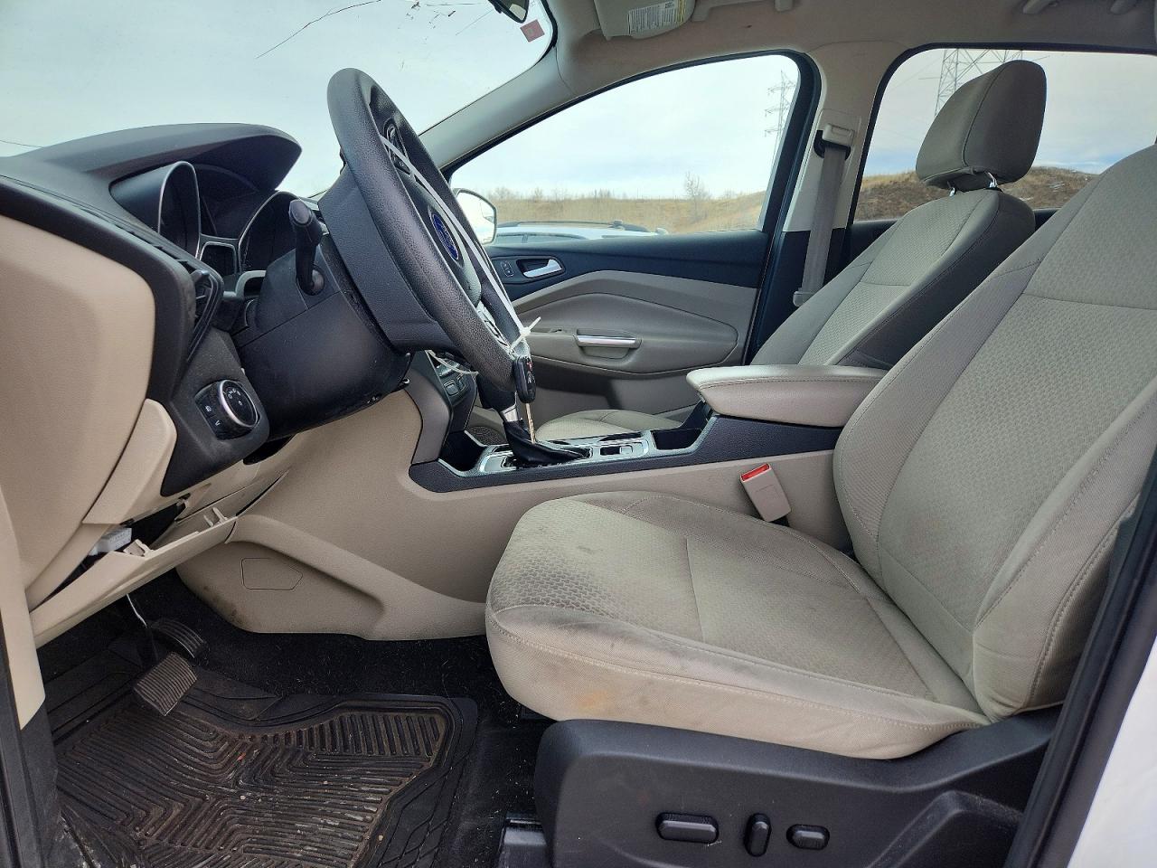2017 FORD ESCAPE SE photo 7
