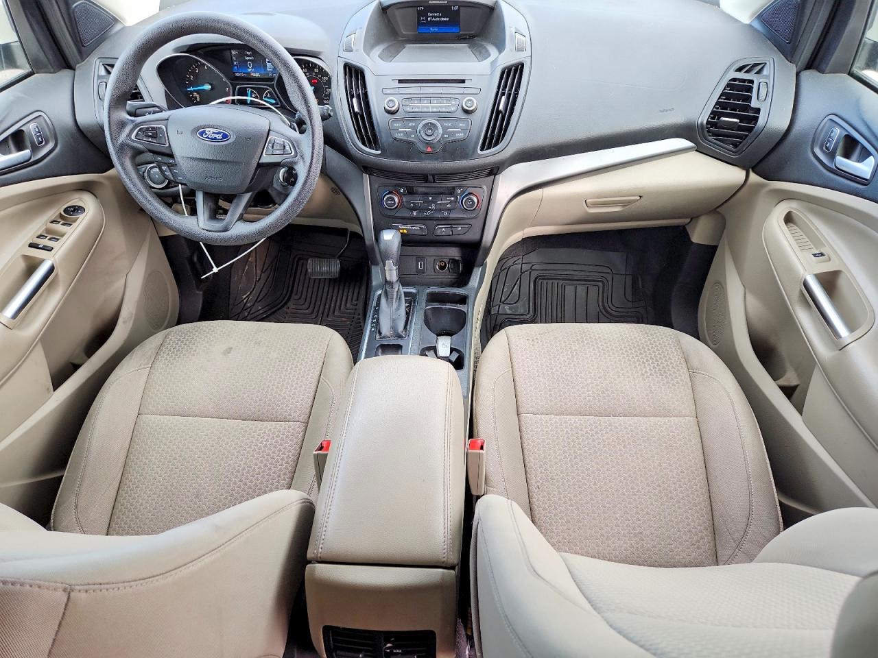 2017 FORD ESCAPE SE photo 8