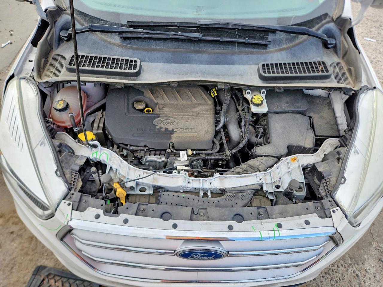 2017 FORD ESCAPE SE photo 12