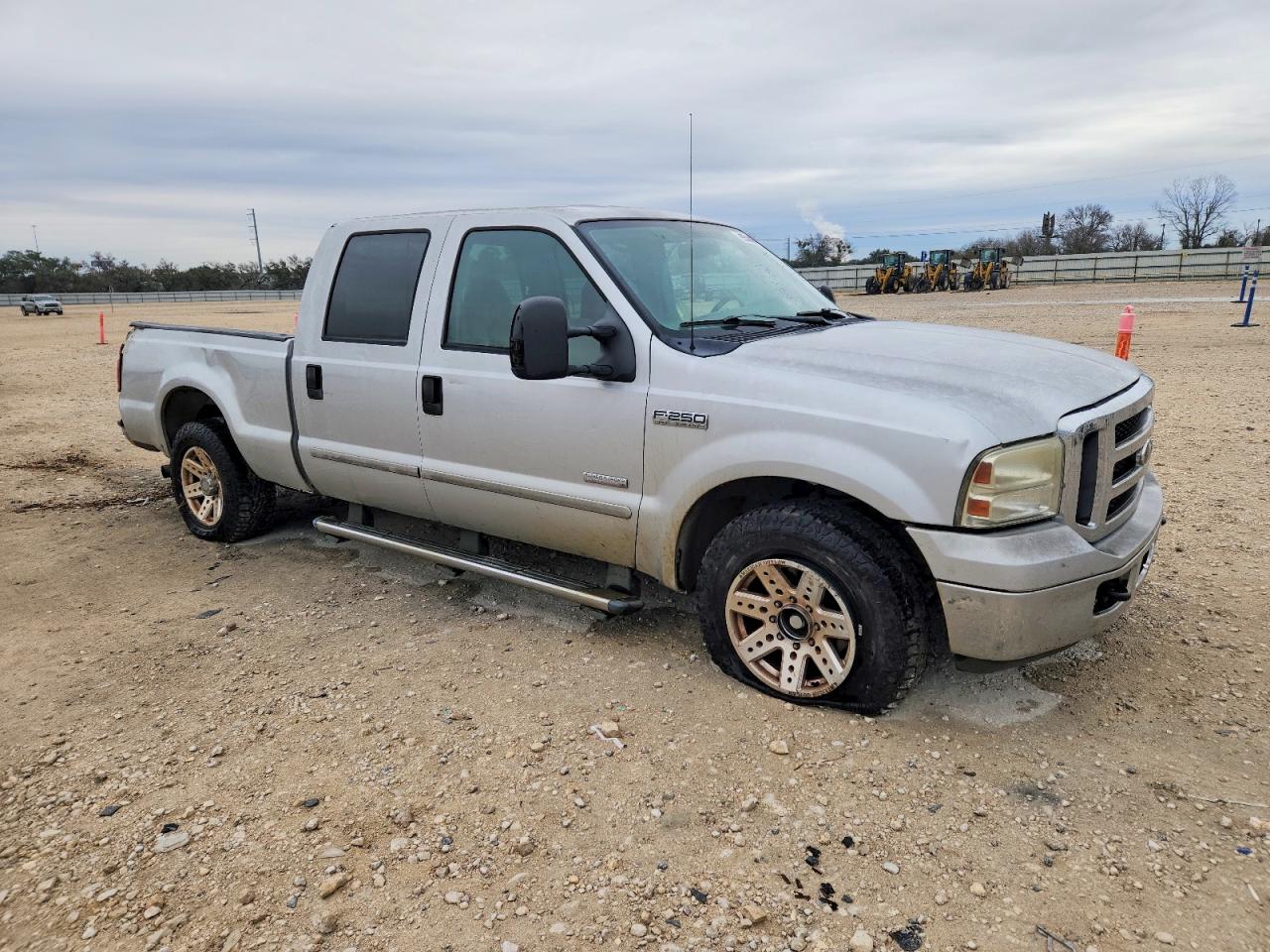 2006 FORD F250 SUPER DUTY photo 4