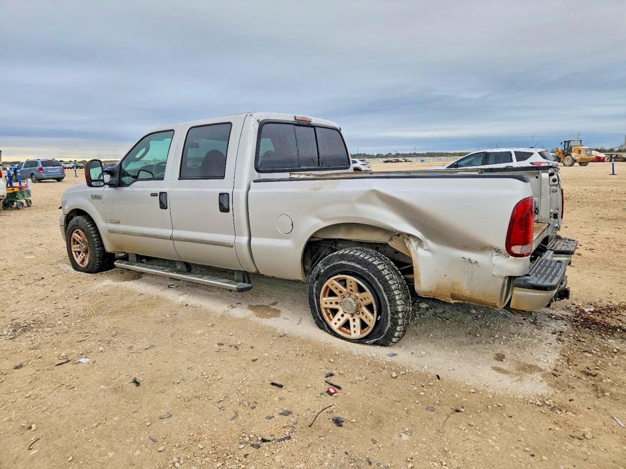 2006 FORD F250 SUPER DUTY photo 2