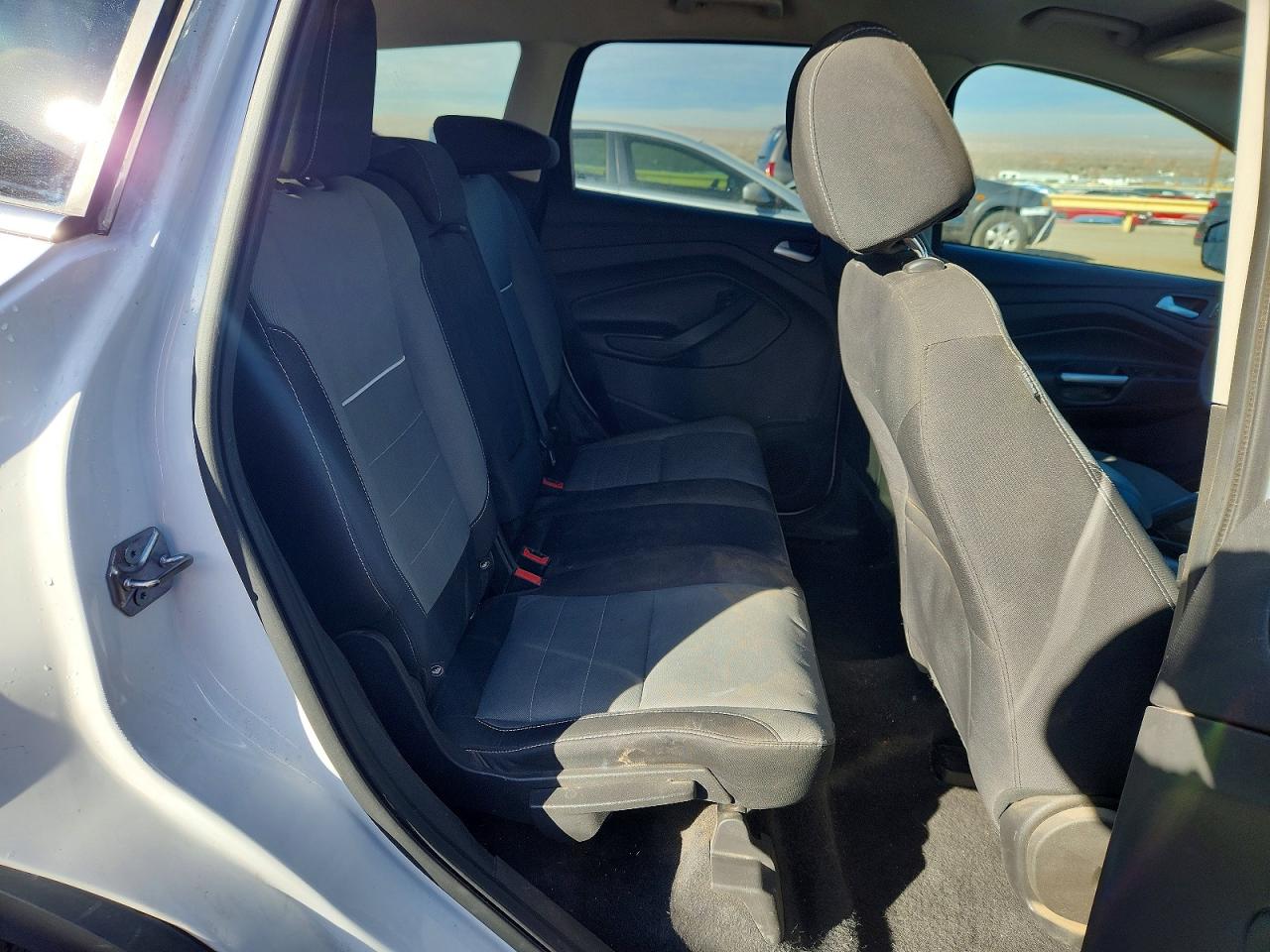 2015 FORD ESCAPE SE photo 10