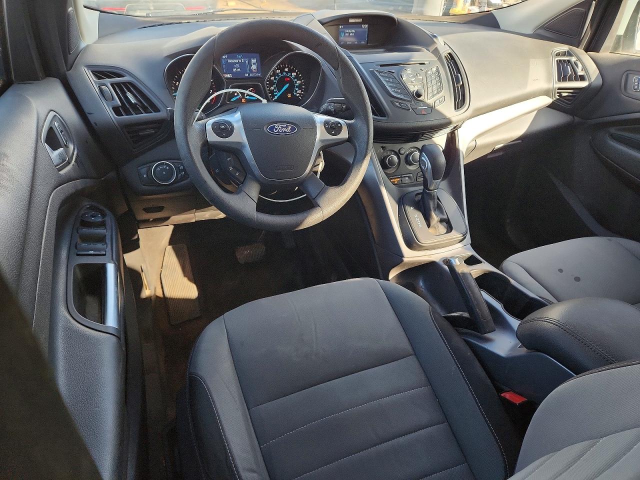 2015 FORD ESCAPE SE photo 8