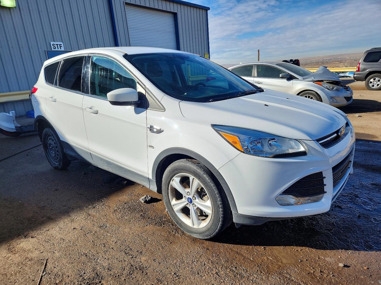 2015 FORD ESCAPE SE photo 4