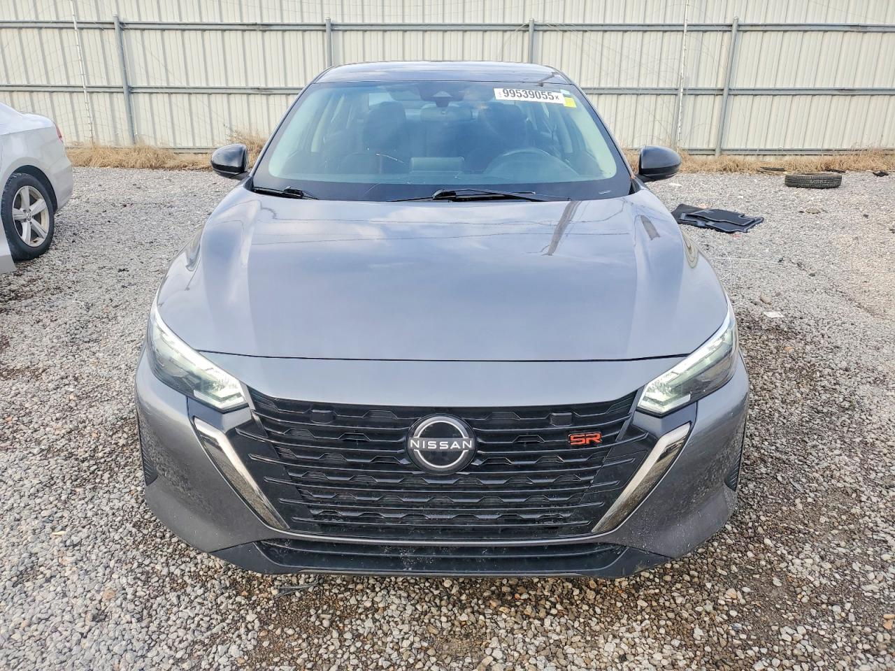 2024 NISSAN SENTRA SR photo 5
