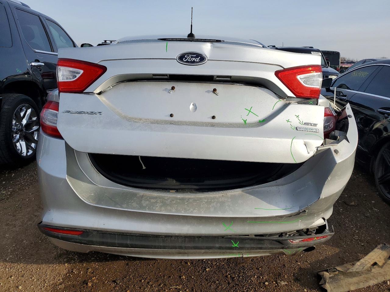 2014 FORD FUSION SE photo 6