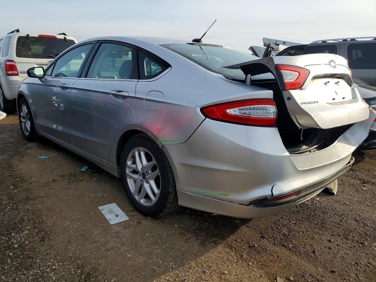 2014 FORD FUSION SE photo 2