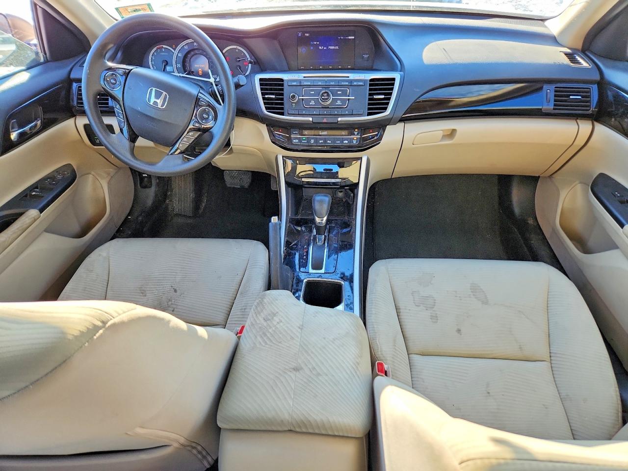 2017 HONDA ACCORD LX photo 8