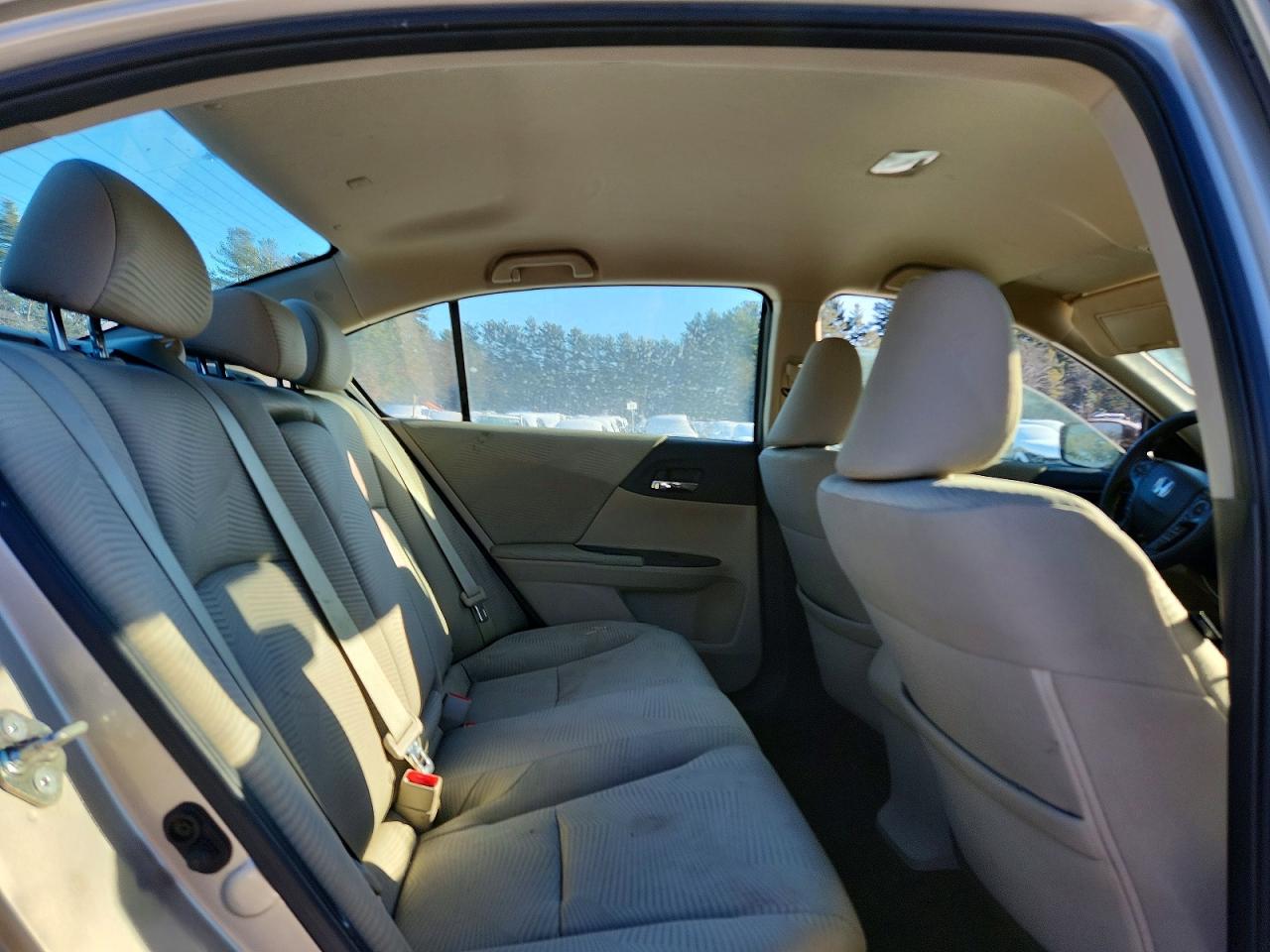 2017 HONDA ACCORD LX photo 10