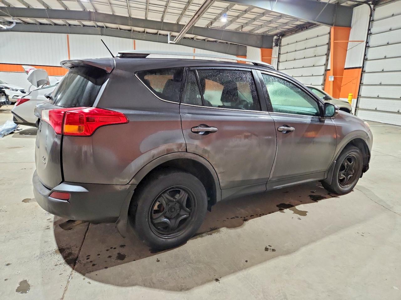 2015 TOYOTA RAV4 LE photo 3