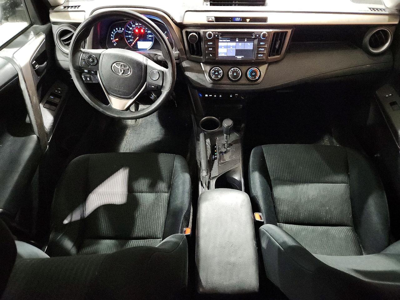 2015 TOYOTA RAV4 LE photo 8