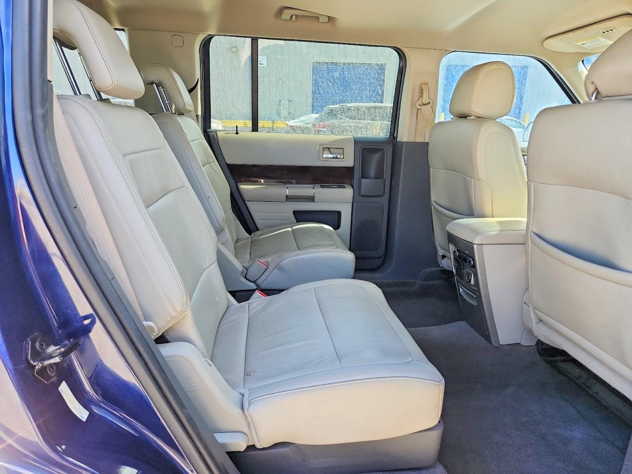 2011 FORD FLEX SEL photo 11