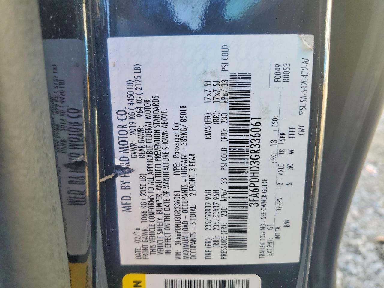 2016 FORD FUSION SE photo 12
