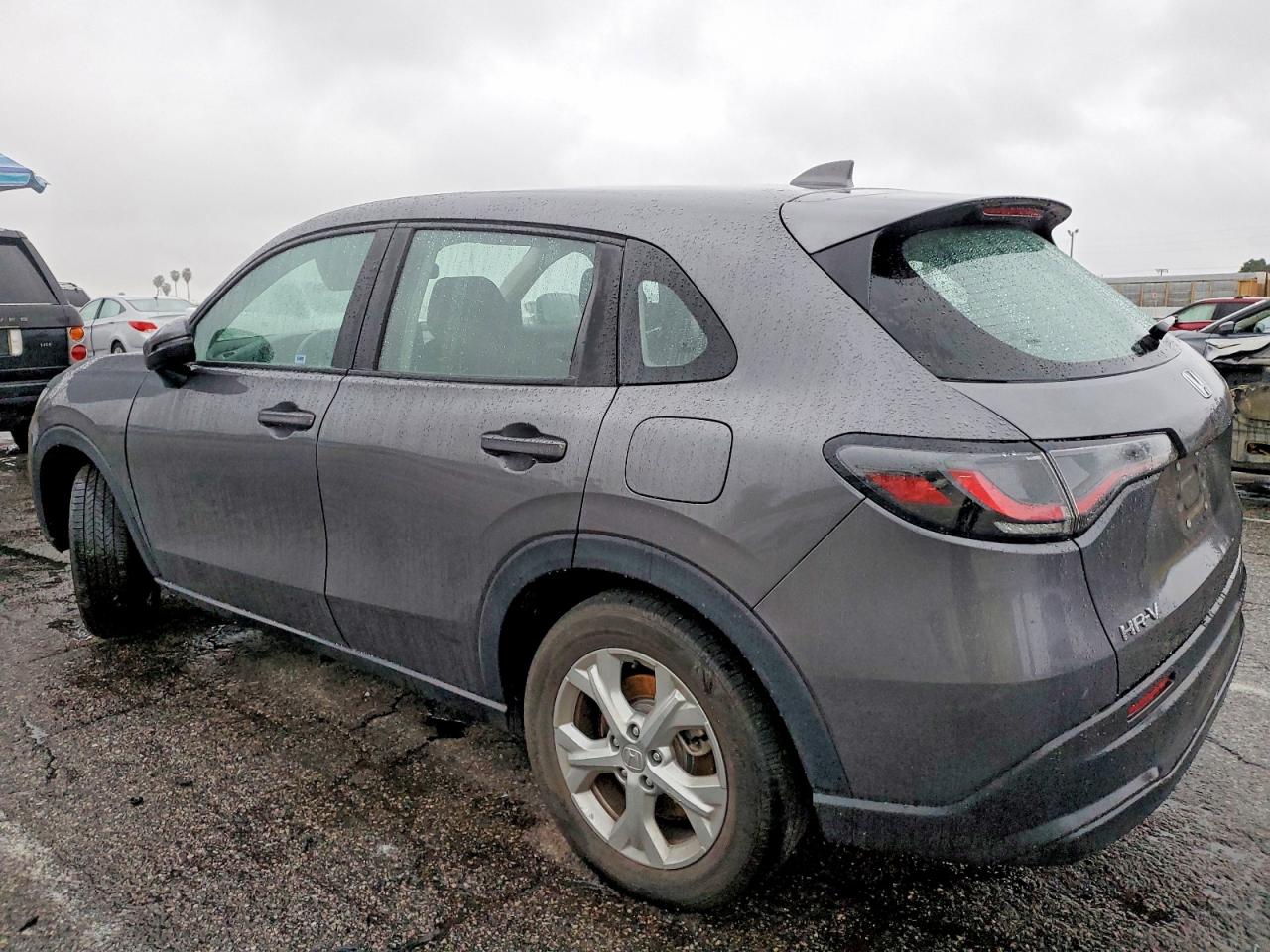 2024 HONDA HR-V LX photo 2