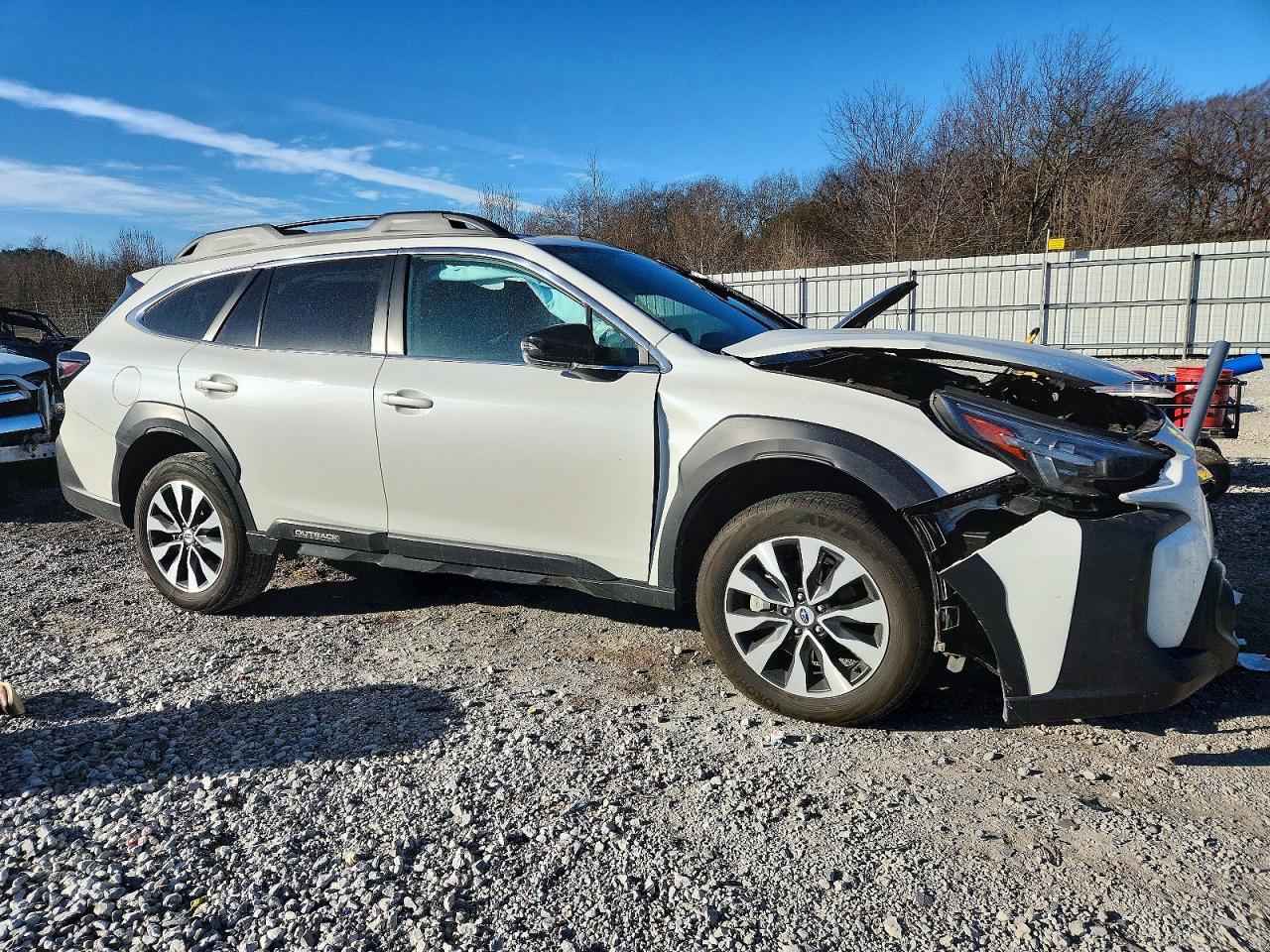 2025 SUBARU OUTBACK LIMITED photo 4