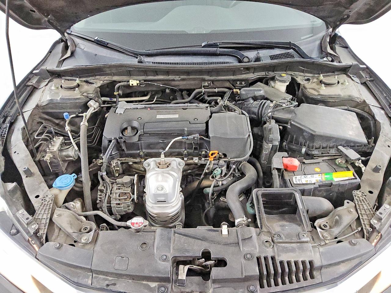 2017 HONDA ACCORD LX photo 11