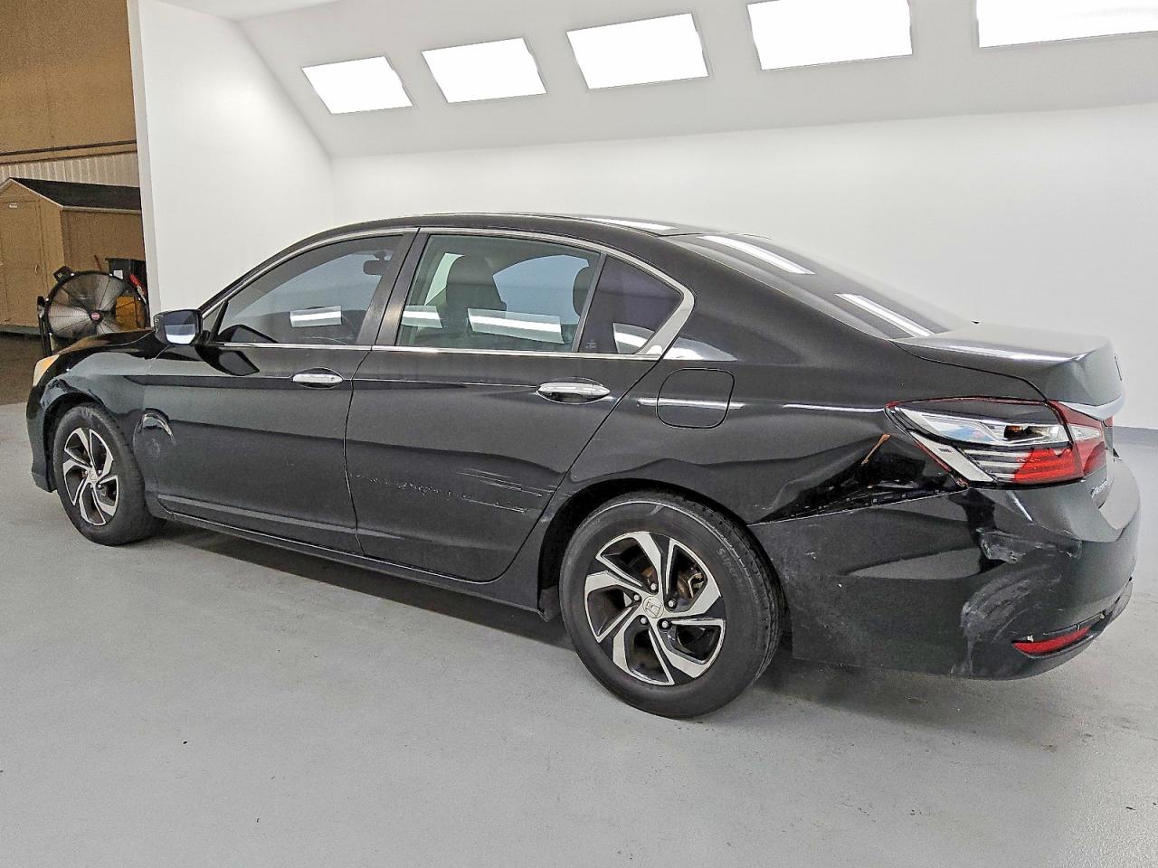 2017 HONDA ACCORD LX photo 2