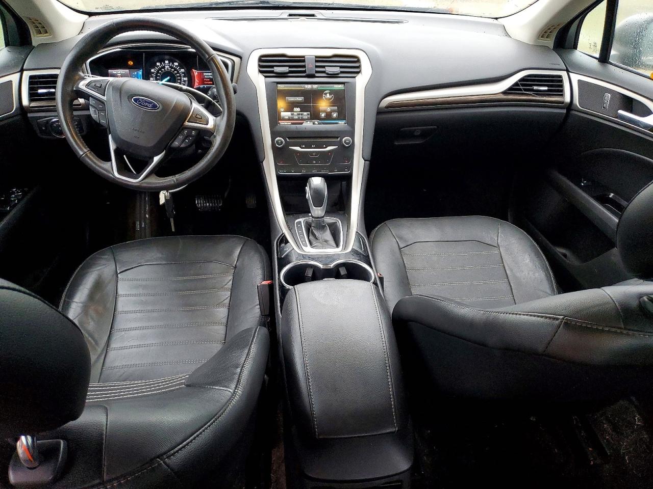 2014 FORD FUSION SE photo 8
