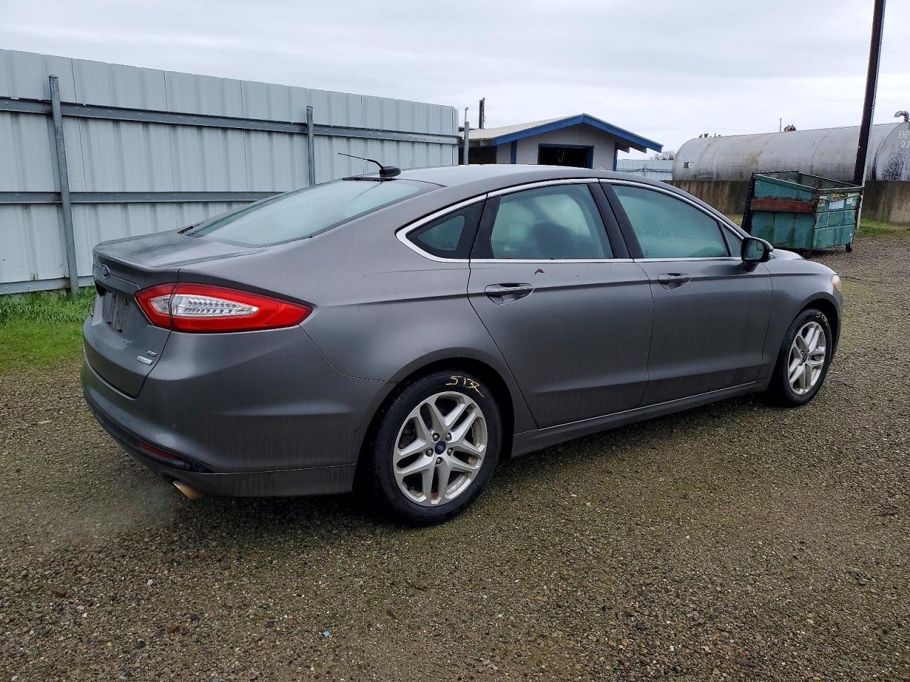 2014 FORD FUSION SE photo 3