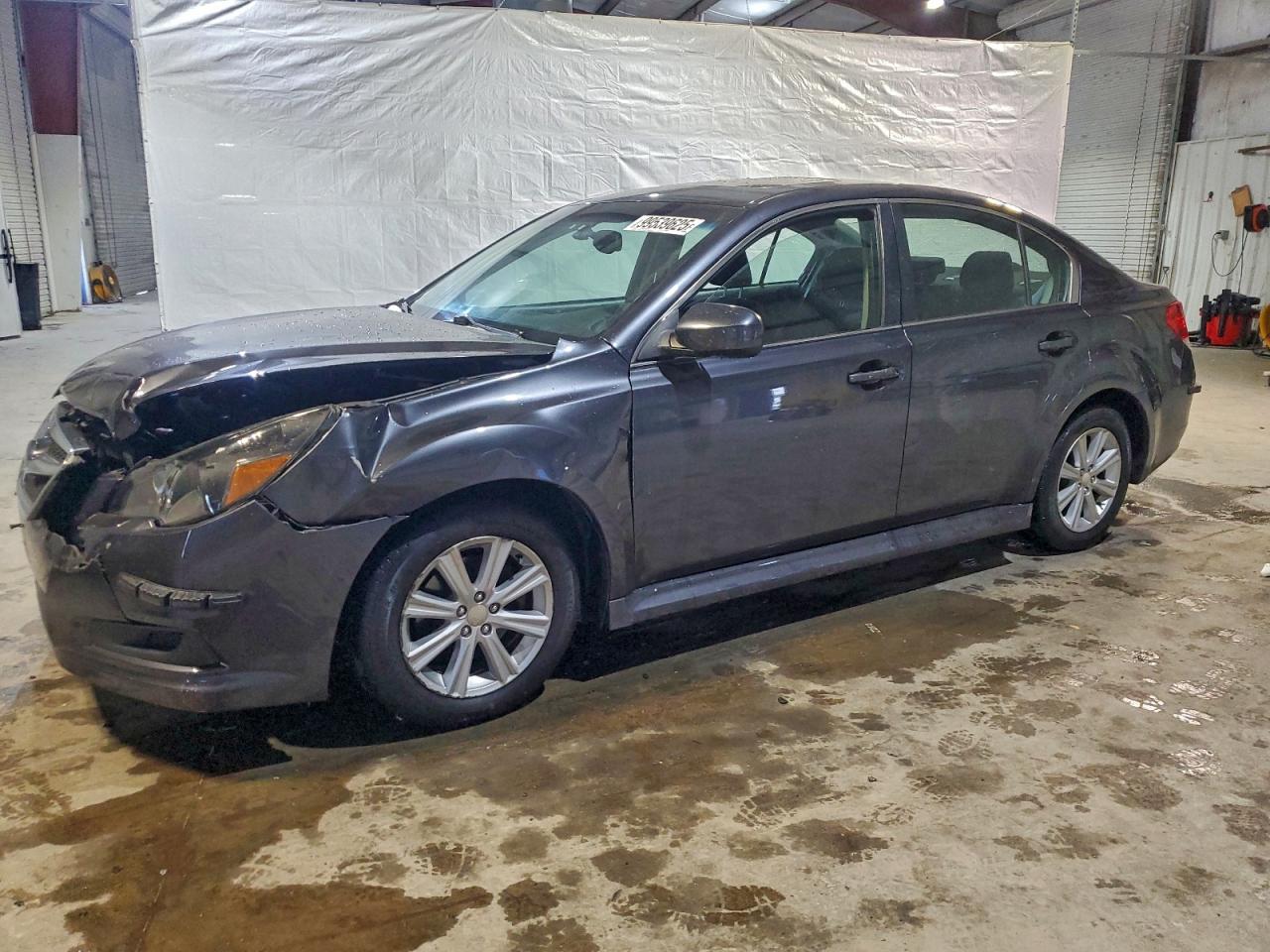 2011 SUBARU LEGACY