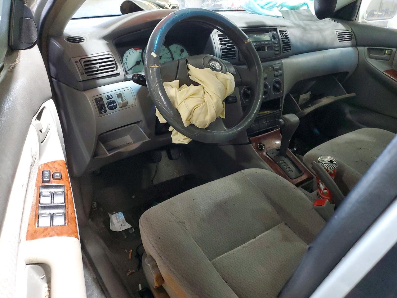 2003 TOYOTA COROLLA CE photo 8