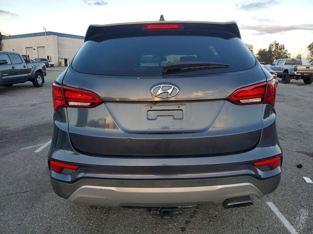 2017 HYUNDAI SANTA FE SPORT photo 6