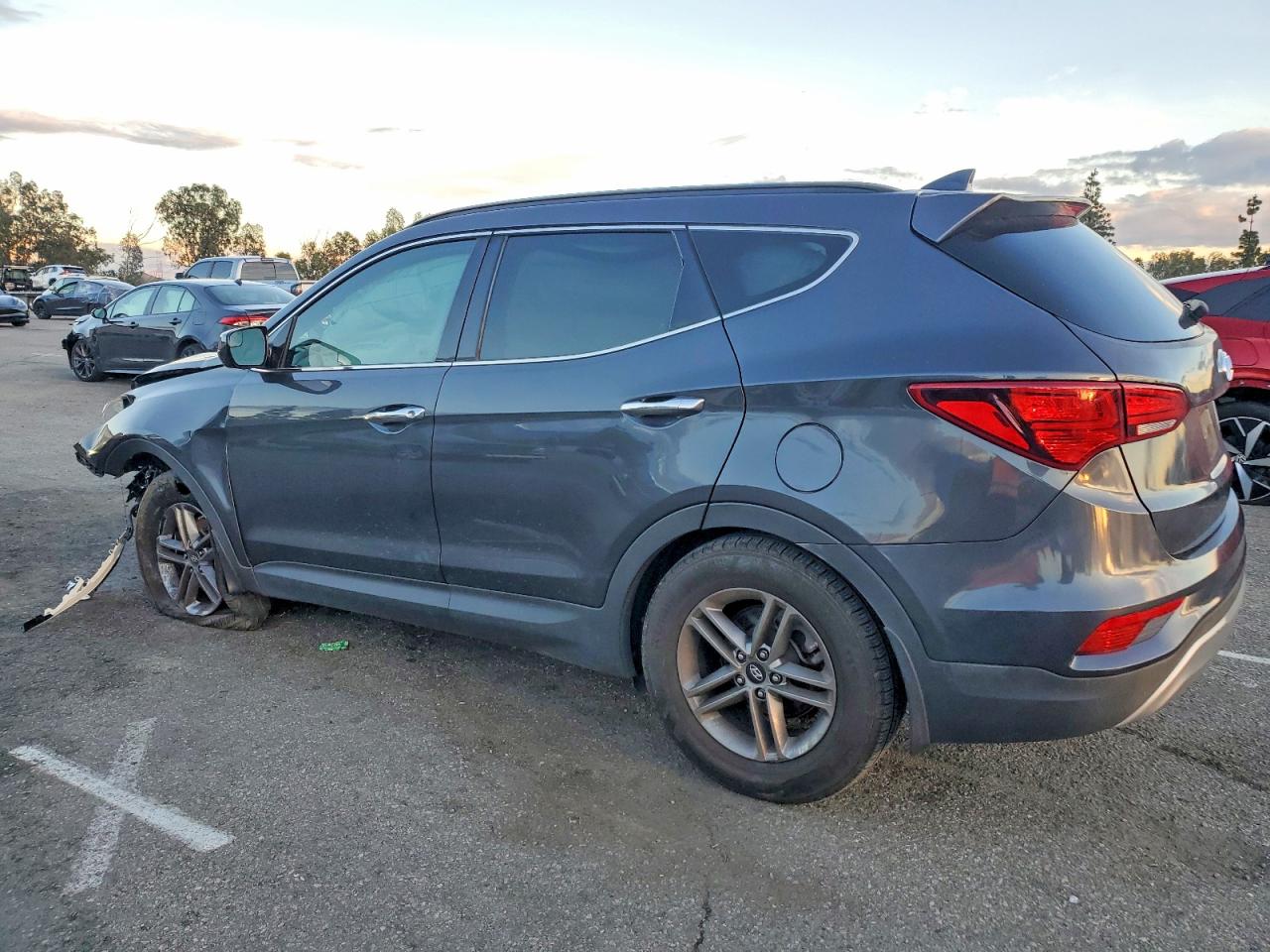 2017 HYUNDAI SANTA FE SPORT photo 2