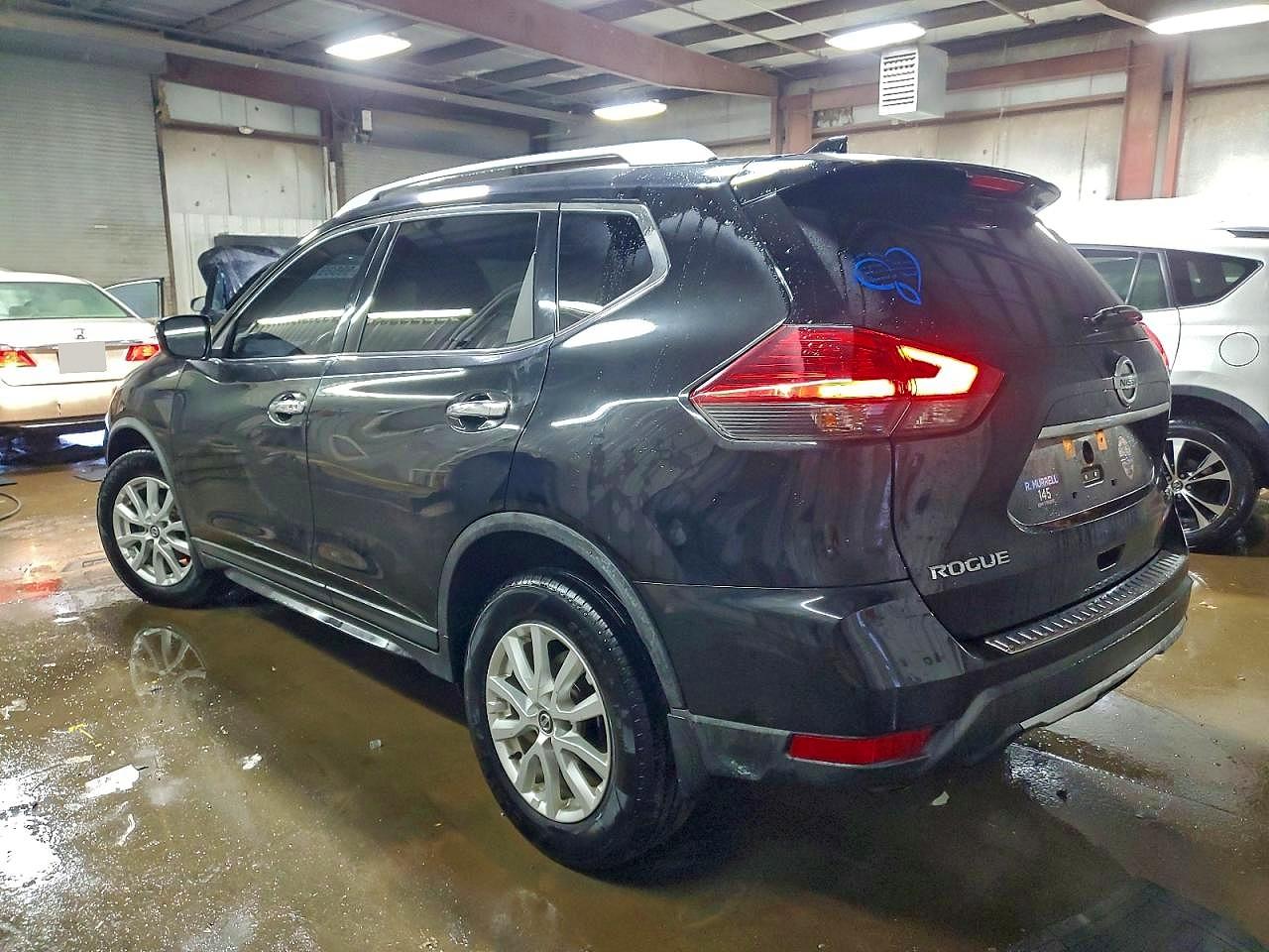 2017 NISSAN ROGUE S photo 2