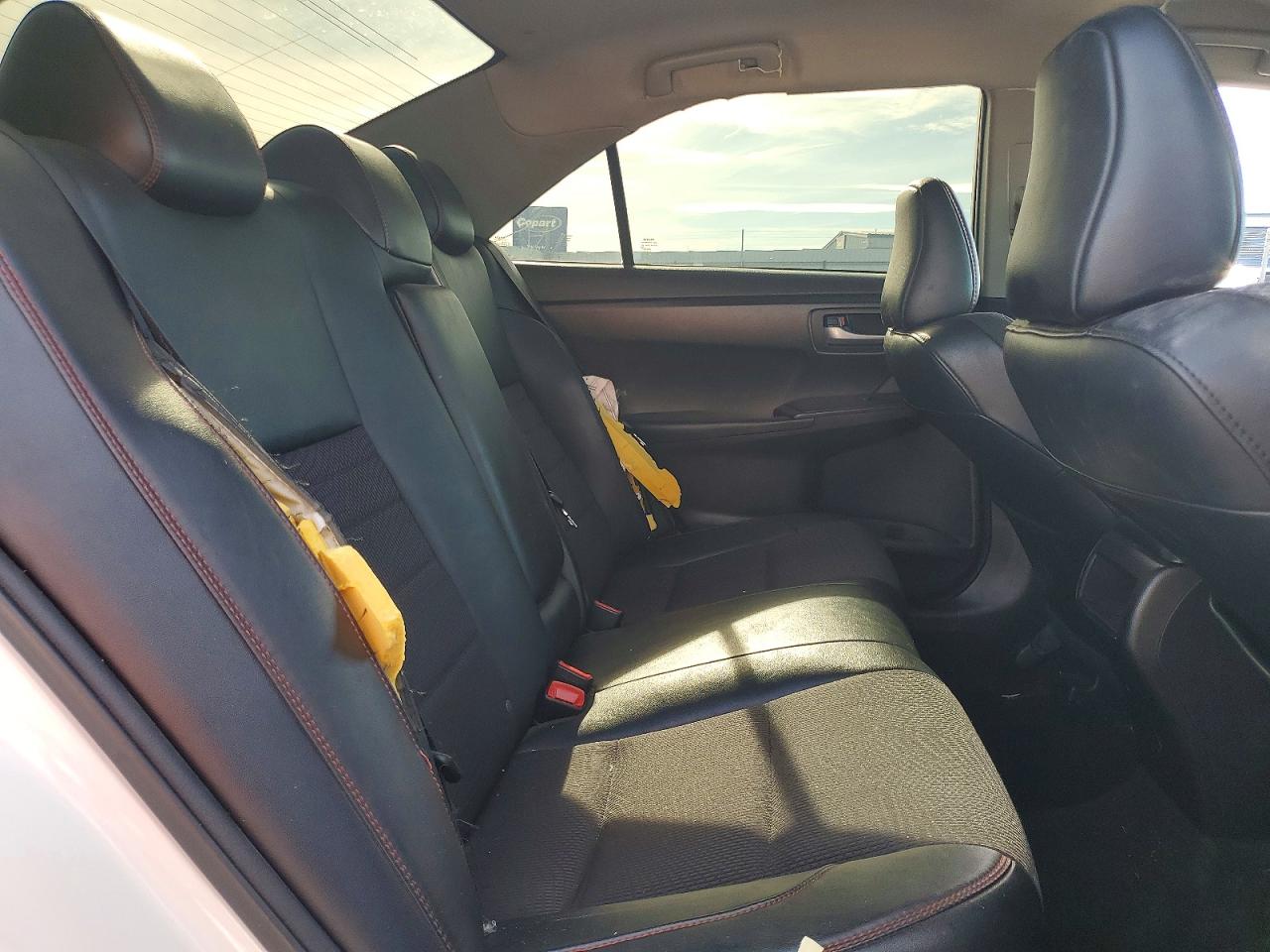 2017 TOYOTA CAMRY LE photo 10