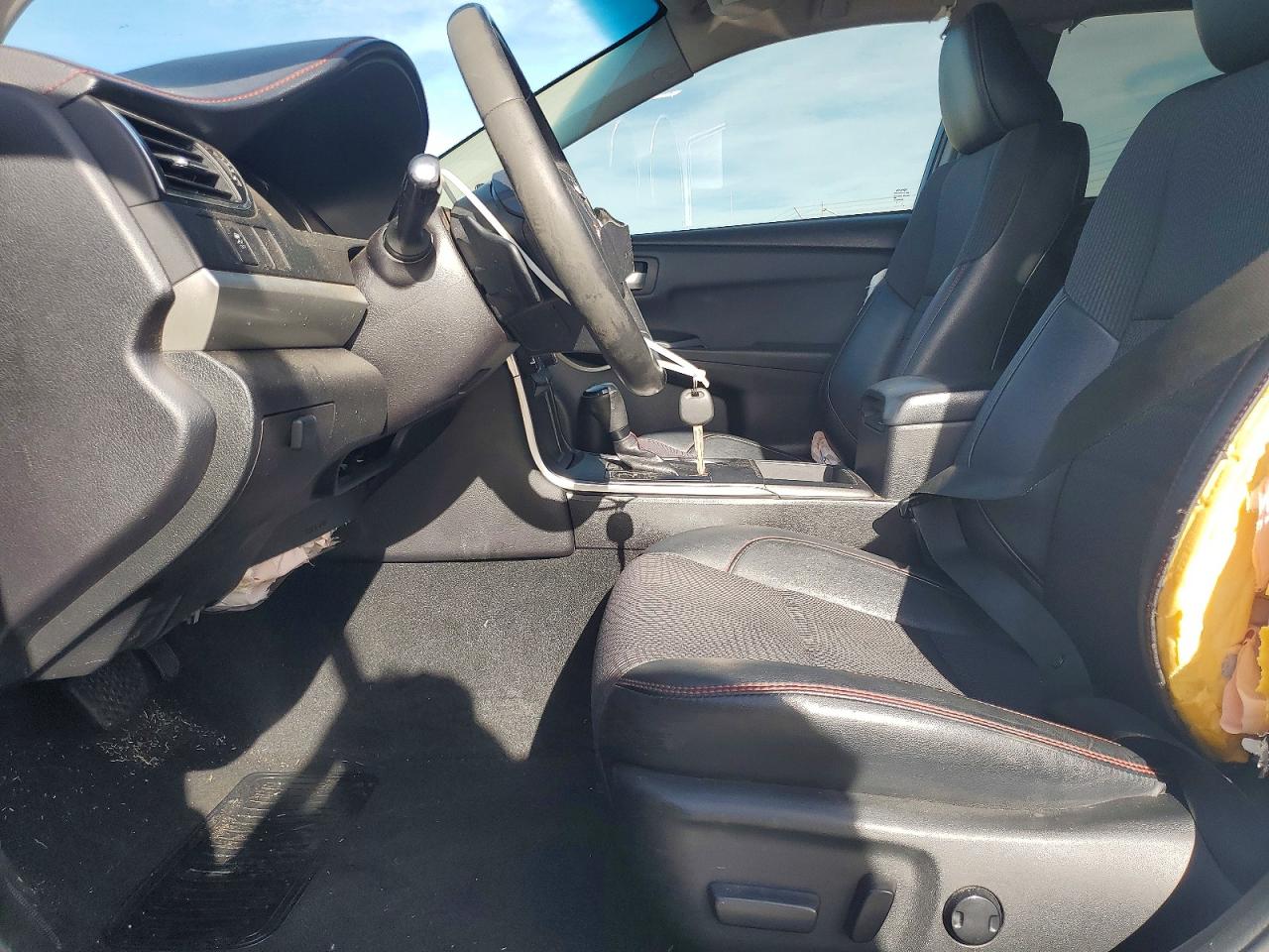 2017 TOYOTA CAMRY LE photo 7